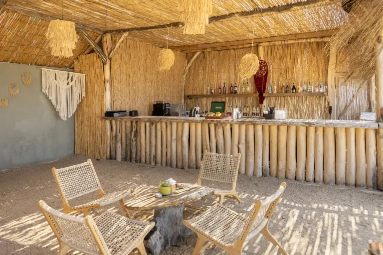Abora Plaj Bar (1/4)